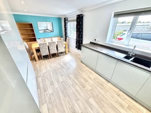 Kitchen- click for photo gallery